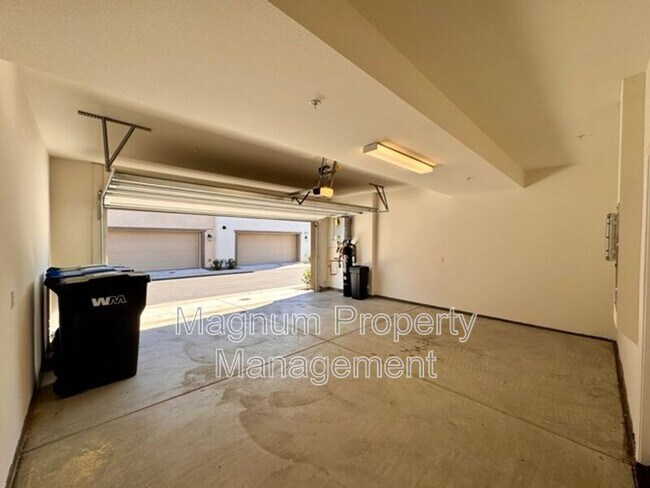 Building Photo - 34495 Agave Dr