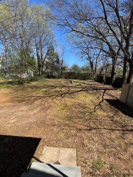 Building Photo - 17 Druid St