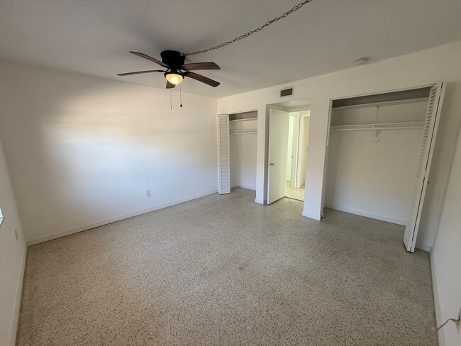 Building Photo - Freshly Remodeled - 1 Bedroom Unfurnished ...