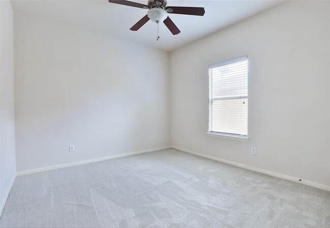 Building Photo - 3714 Siebinthaler Ln