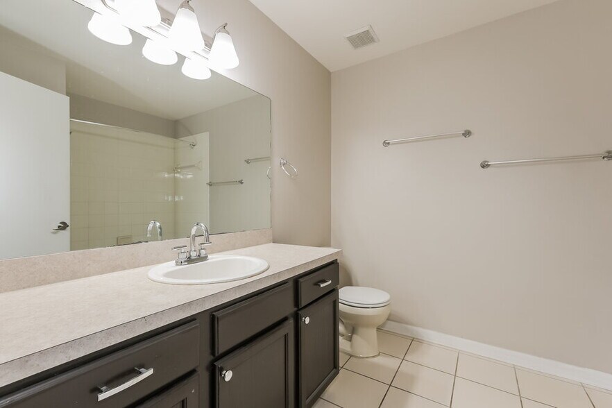Building Photo - 12438 Dawn Vista Dr