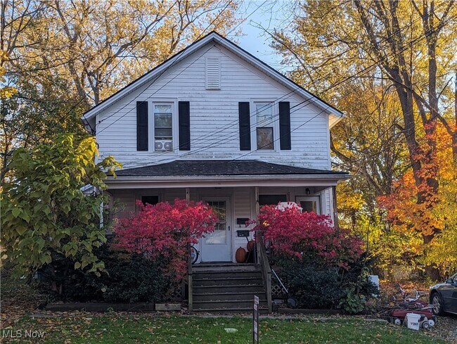 Building Photo - 133 Court St