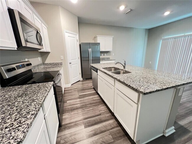Building Photo - 35202 Daisy Meadow Loop