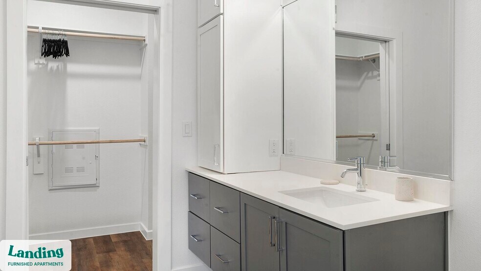 Building Photo - 5511 Caprock Smt Dr