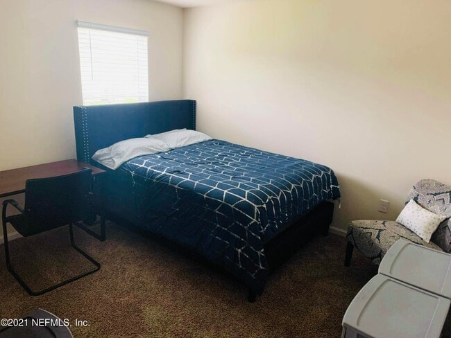 Building Photo - 3676 Alta Lakes Blvd