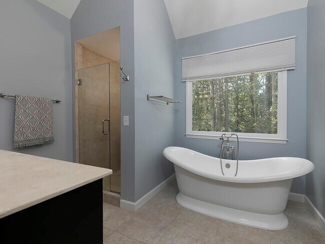 Building Photo - 4673 Jefferson Township Pl