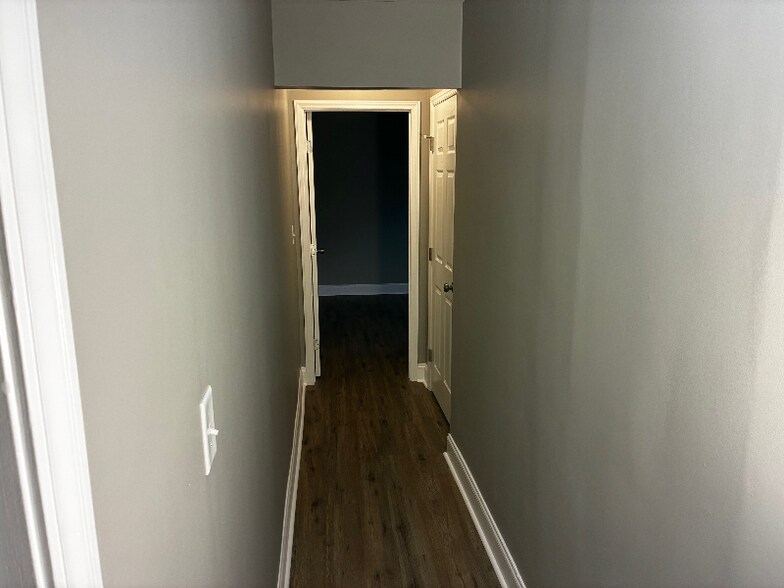 Building Photo - 800 Dodson Mill Rd