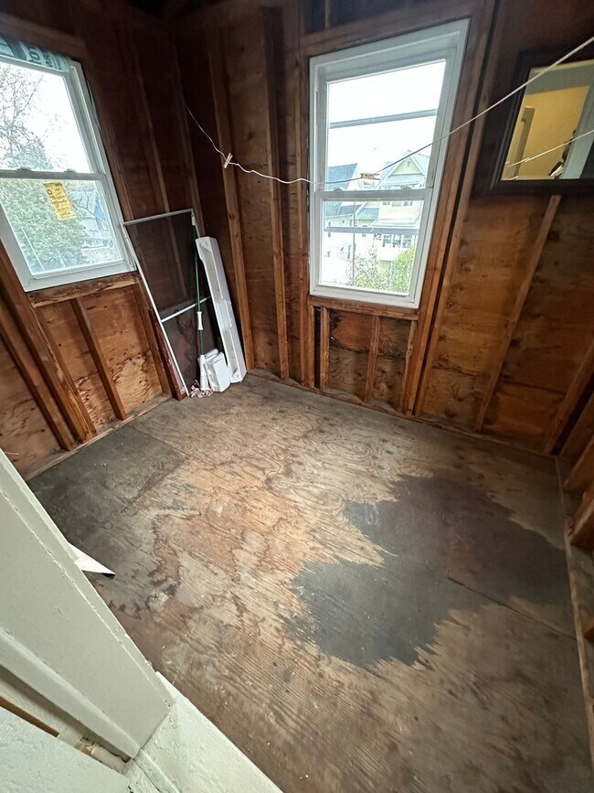 Building Photo - French St. 201-203