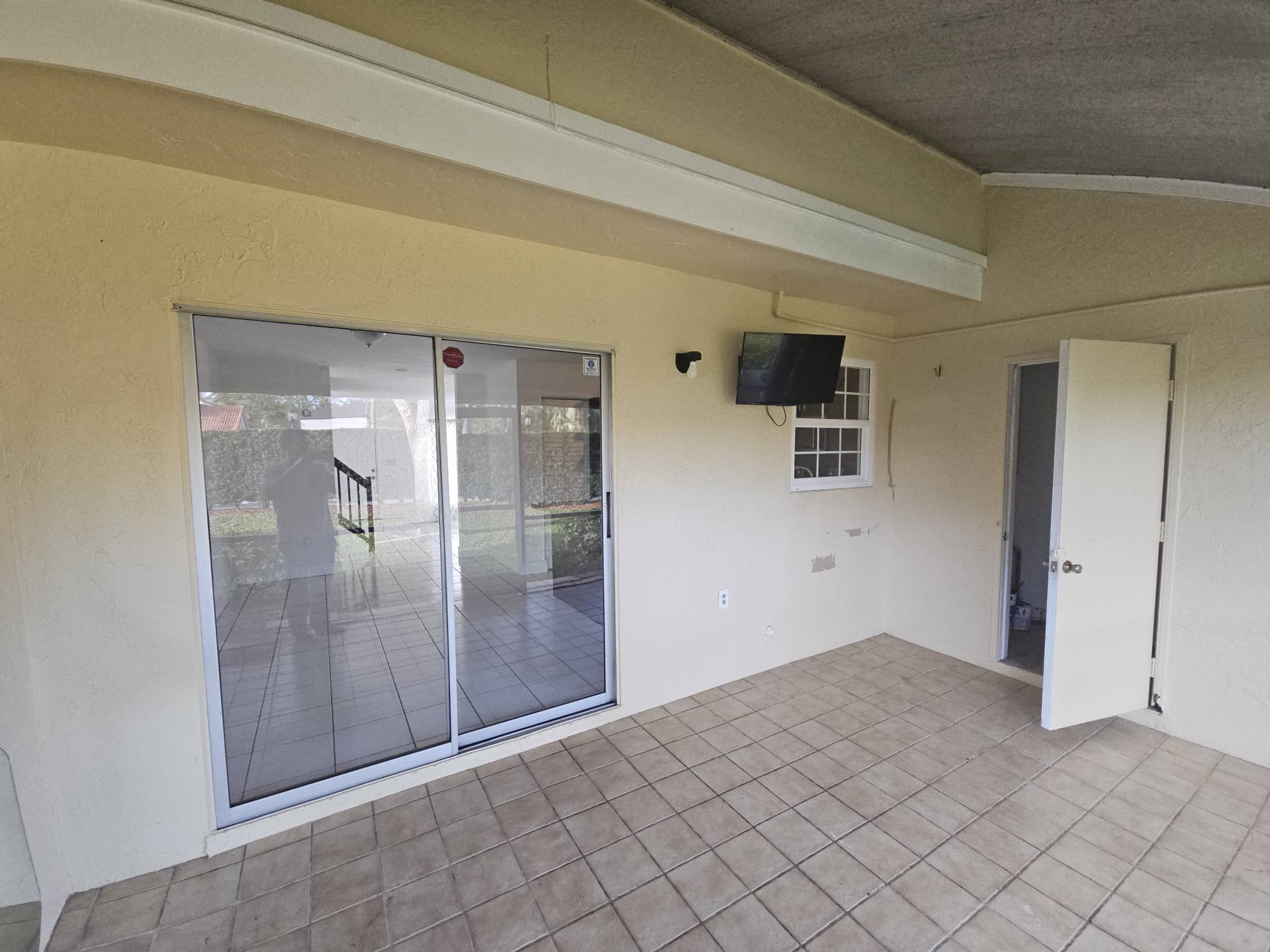 Building Photo - 2925 Belmont Ln