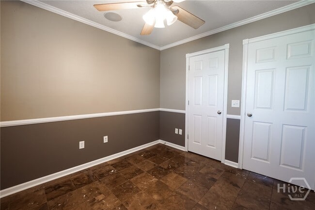 Building Photo - 170 Willow Oak Dr