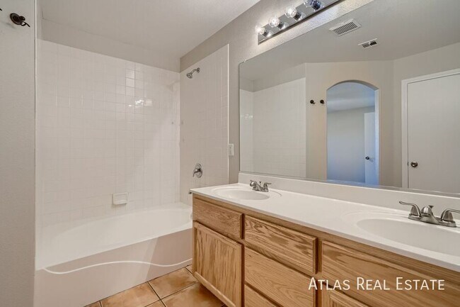 Building Photo - 8125 Indigo Gully Ct