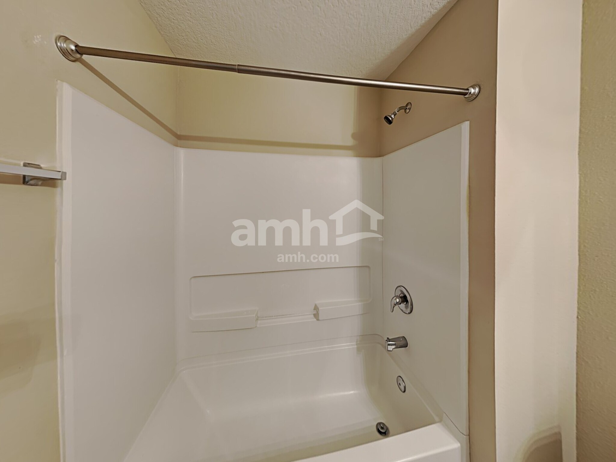 Building Photo - 10920 Pond Pine Dr