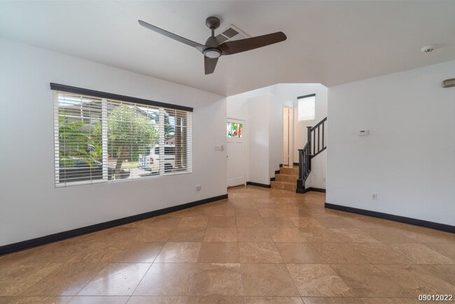Building Photo - 4BR/ 2.5BA/ 3PKG/ 30 PV panels in Ocean Po...