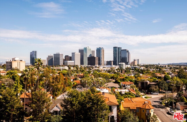 Building Photo - 10550 Wilshire Blvd
