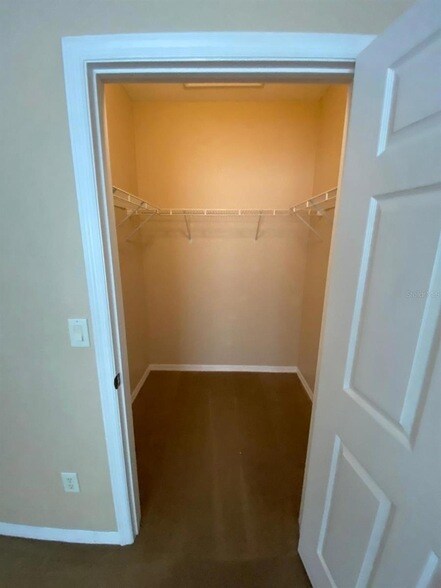 Building Photo - 5001 Wellington Park Cir