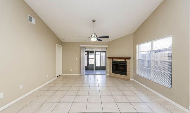 Building Photo - 1316 Coolridge Dr