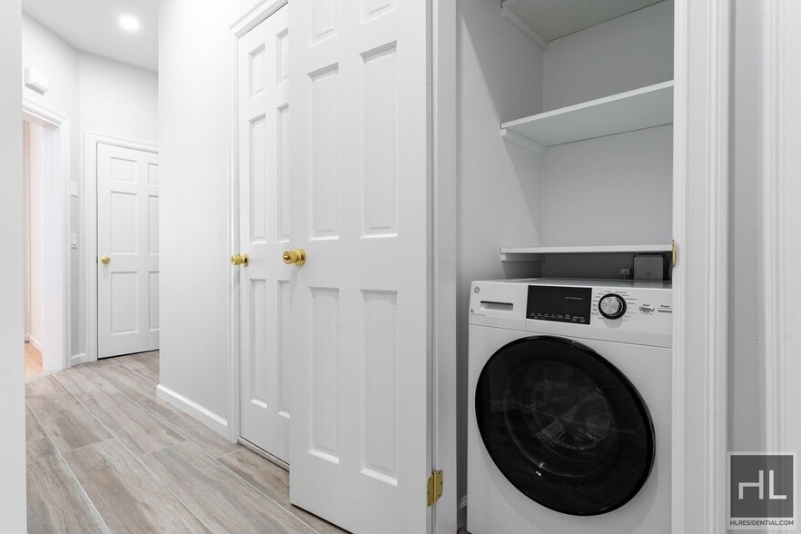 Building Photo - 78 STREET