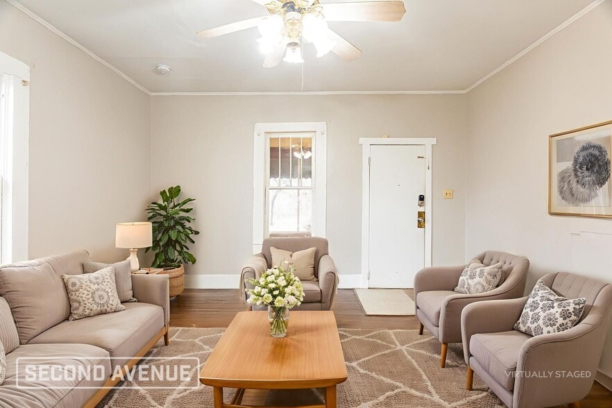 Building Photo - 3401 Hickory Ave SW