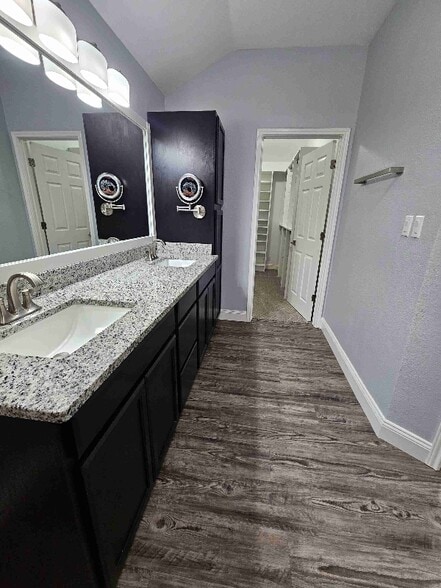 Building Photo - 204 Frontier Cove