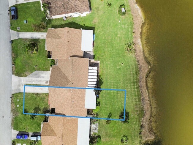 Building Photo - 8495 Lakepoint Ct