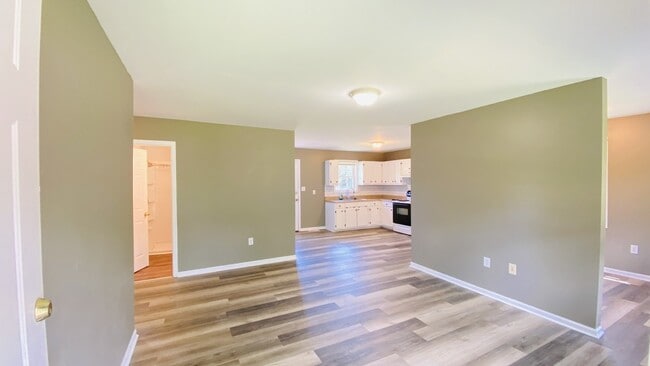 Building Photo - 847 Skipwith Rd