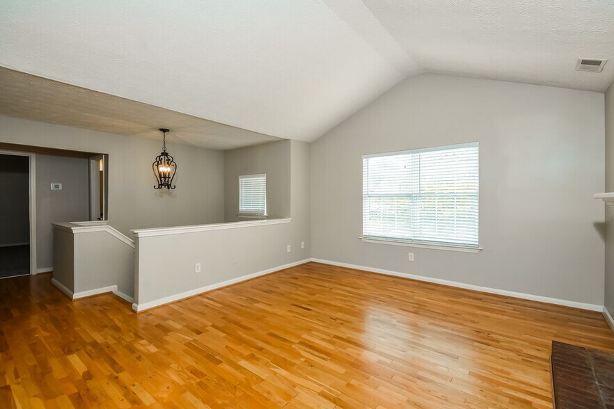 Building Photo - 2991 Heather Lake Dr