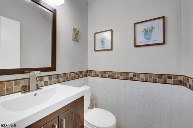 Building Photo - 25170 Westview