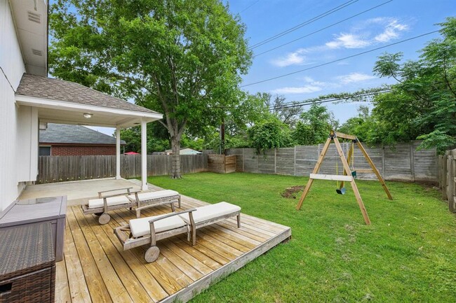Building Photo - 8717 Corran Ferry Dr