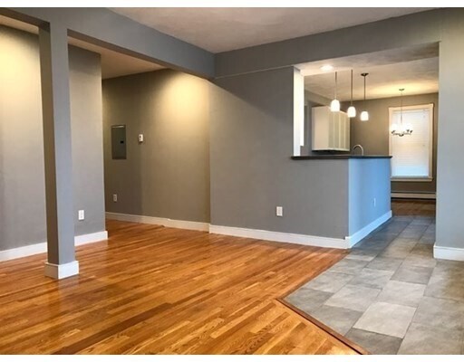 Building Photo - 111 Grovers Ave