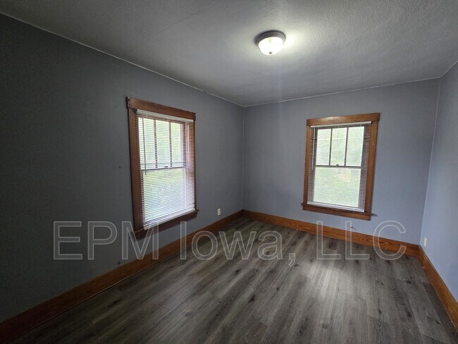 Building Photo - 212 Reed St