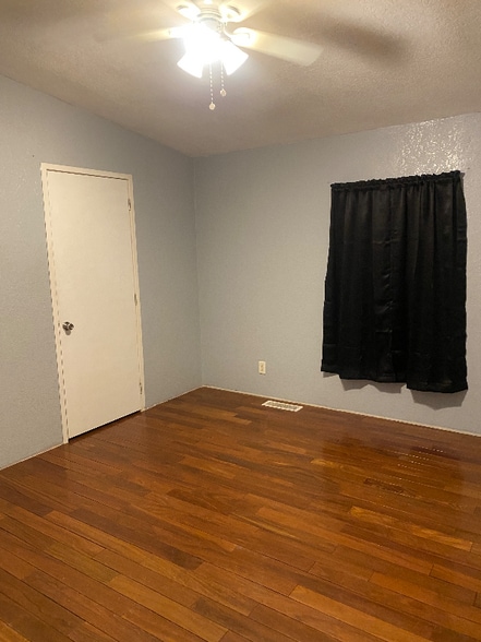 Building Photo - 34401 Ann Black St