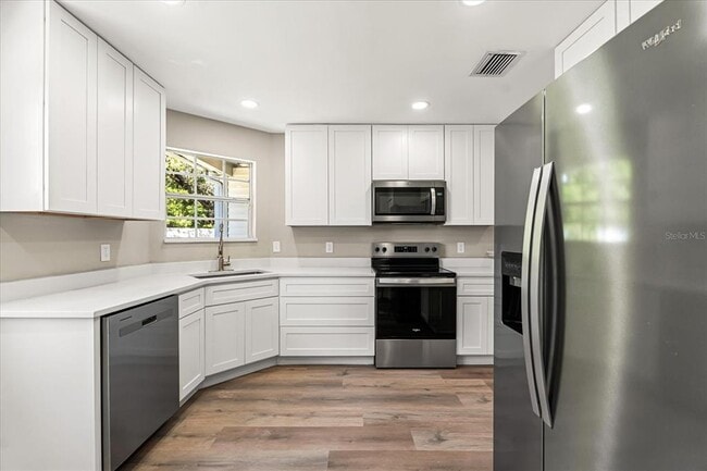 Building Photo - 975 Malden Ct