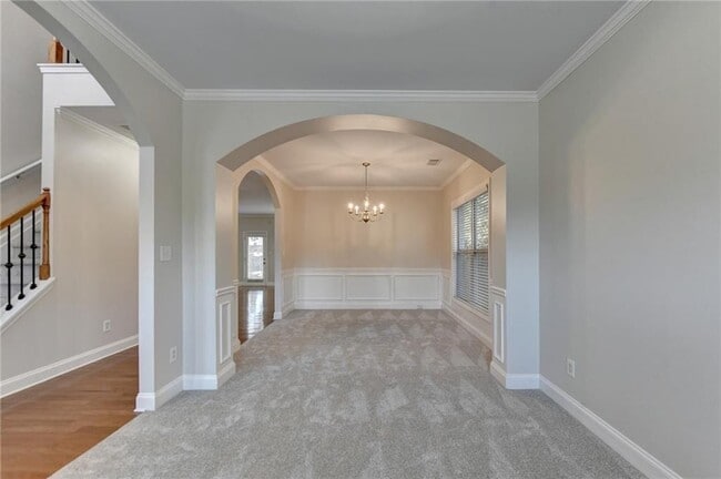 Building Photo - 522 Suwanee Oaks Dr NE