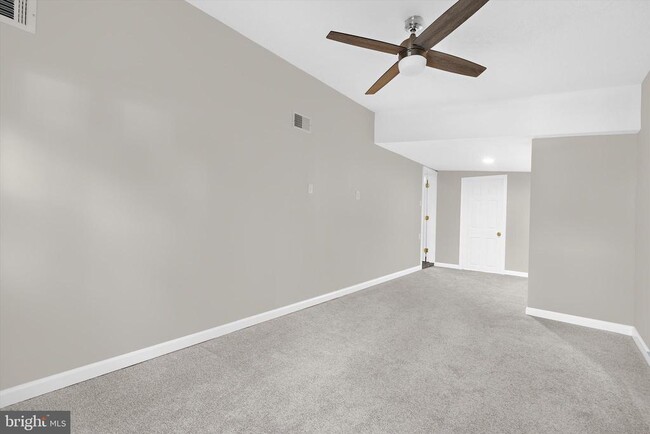 Building Photo - 333 Magothy Beach Rd