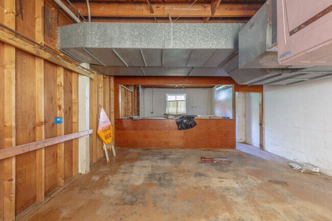 Building Photo - 505 N Market St