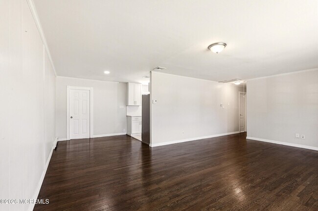 Building Photo - 319 Nautilus Blvd