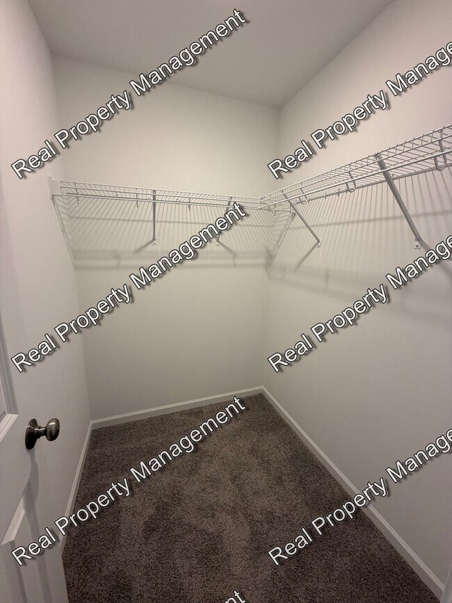 Building Photo - New Construction 3 Bedroom Townhome
