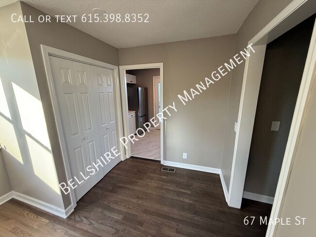 Building Photo - 67 Maple St