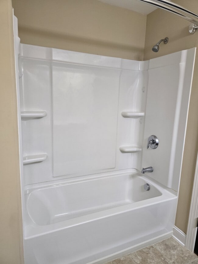 Building Photo - 716 Carneros Ci