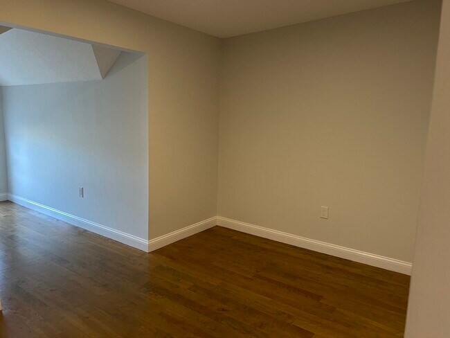 Building Photo - 71 Weatherly Dr