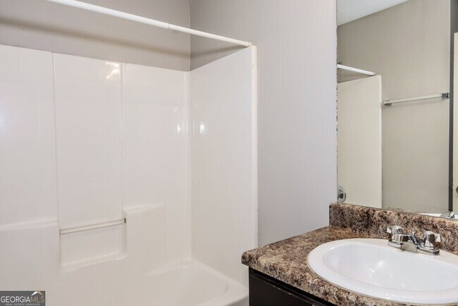 Building Photo - 191 Camellia Way