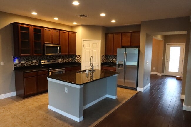 Building Photo - 14718 Fells Ln