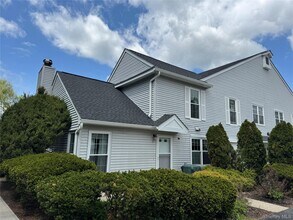 Building Photo - 24 Olde Wagon Rd