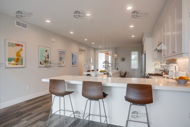 Building Photo - LUXURY 2 Bedroom with AC and Washer/Dryer, DOWNTOWN CARLSBAD VILLAGE