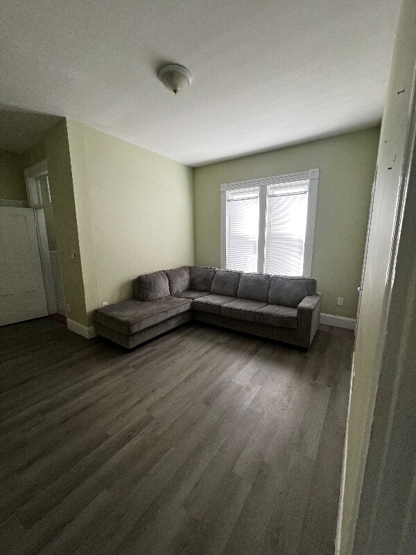 Building Photo - 297 Point St