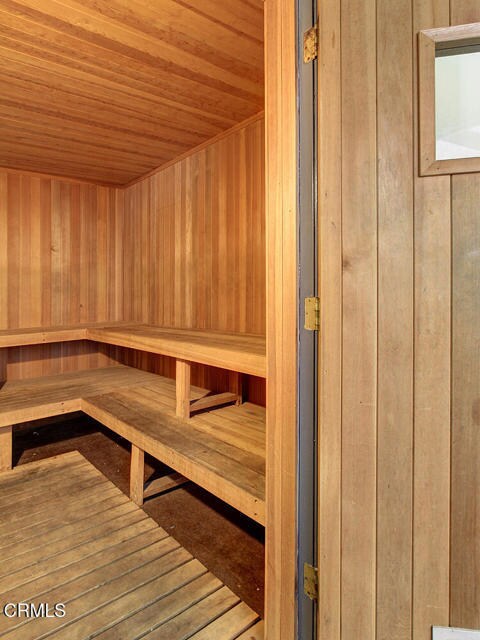 Building Photo - 300 N El Molino Ave