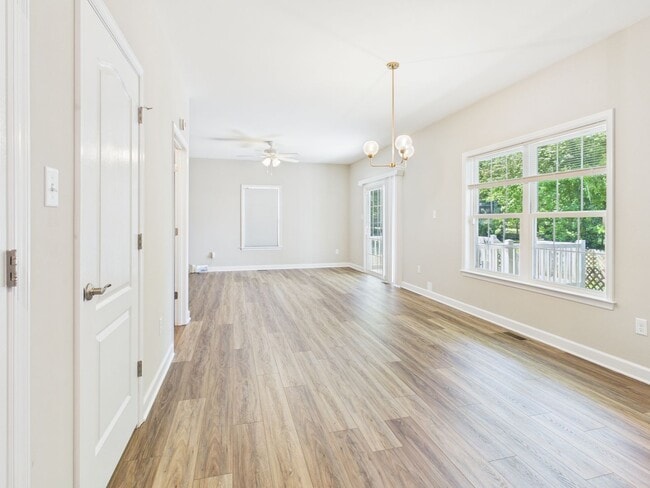 Building Photo - 1700 Dinwiddie Ave