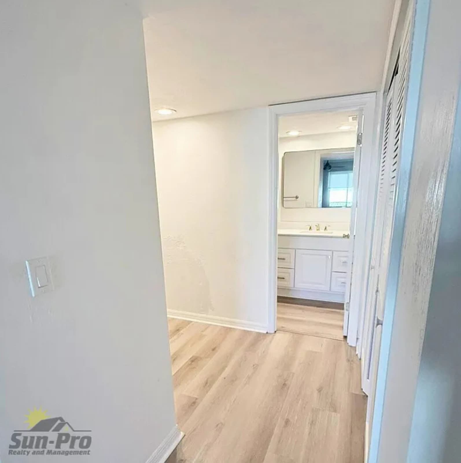 Building Photo - 2600 Ocean Shore Blvd