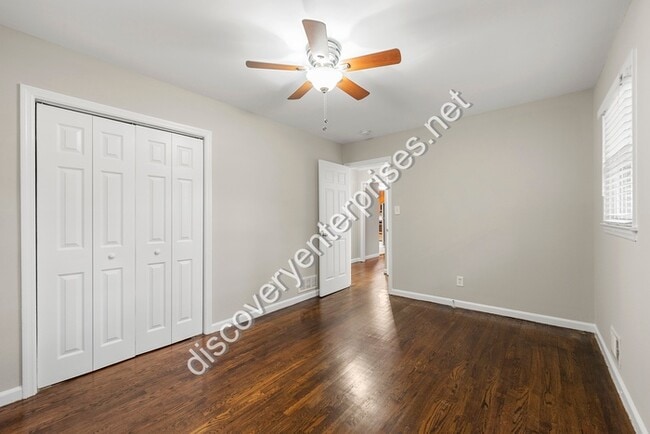 Building Photo - 928 Shieldcrest Way