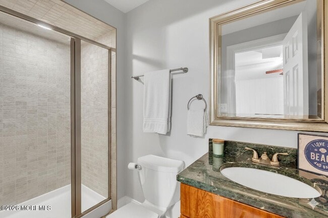 Building Photo - 23 E Mnr Sq